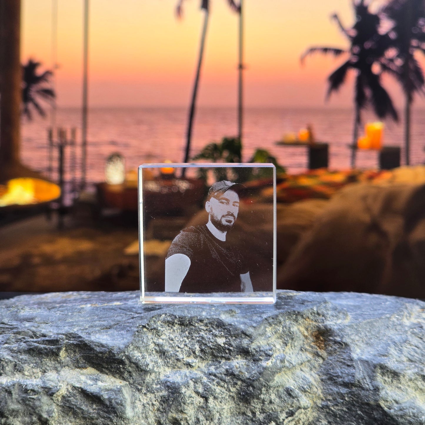 تعليقة سيارة كريستال  – مربع